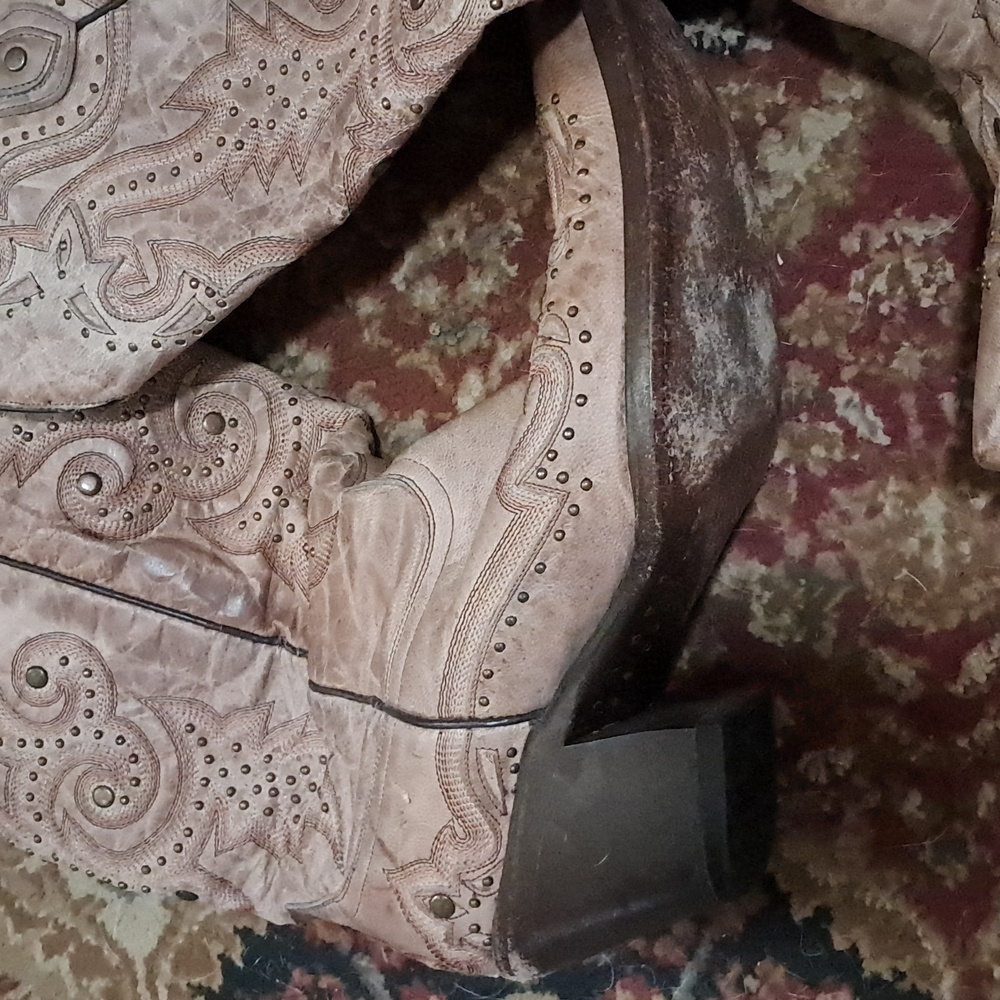 Corral Cowboy Boots - Picture 3 of 8